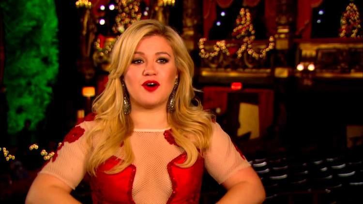 Kelly Clarkson's Cautionary Christmas Music Tale Kelly Clarkson39s Cautionary Christmas Music Tale Kelly Clarkson
