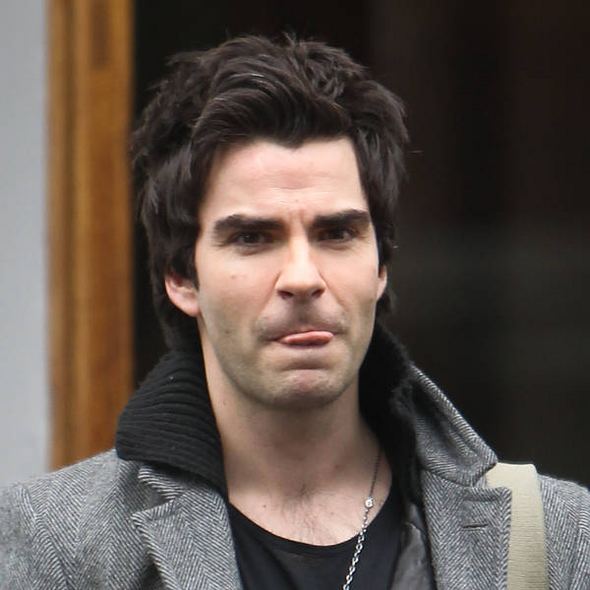 Kelly Jones Stereophonics axe Australia gig after Kelly Jones falls