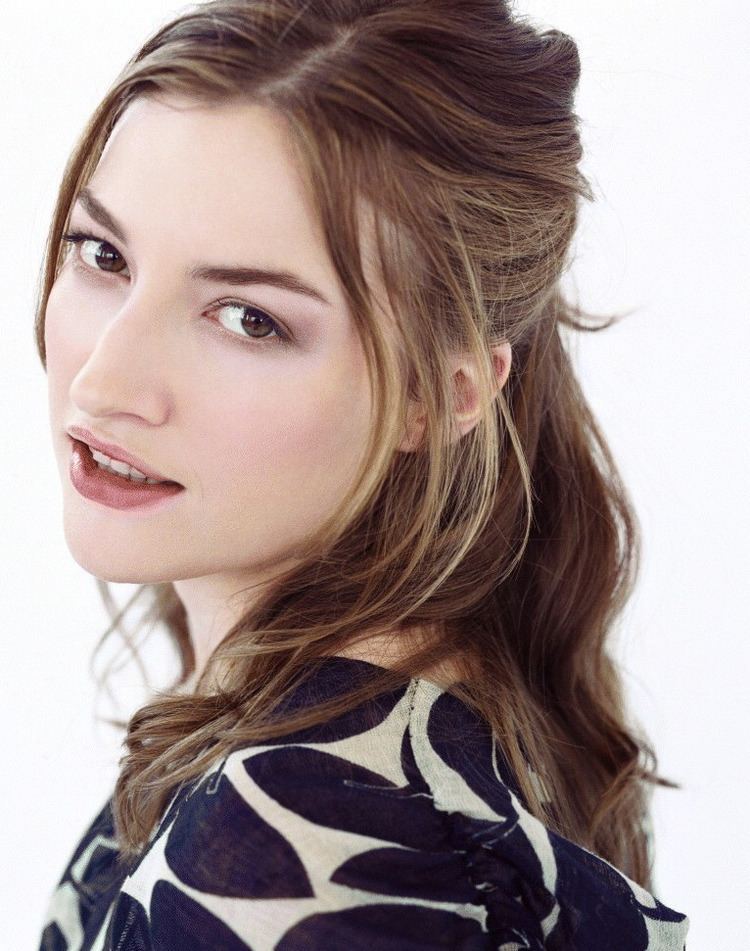 Madhotcollectibles.com - HAPPY 45th BIRTHDAY to KELLY MACDONALD!! Career  years: 1996 - present Born Kelly Macdonald, Scottish actress best known for  her roles in Trainspotting (1996), Gosford Park (2001), Intermission  (2003), Nanny