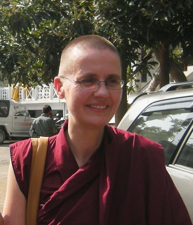Kelsang Wangmo Institute for Buddhist Dialectical Studies English classes in