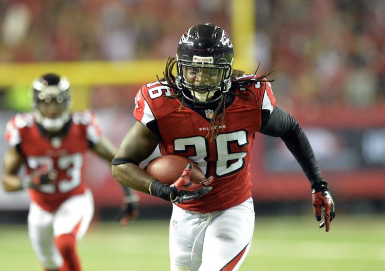 Kemal Ishmael Learning curve39 for Falcons safety Kemal Ishmael www