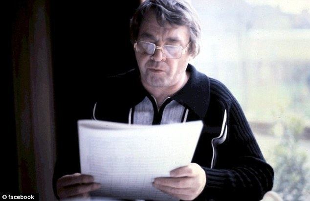 Ken Barrie Postman Pats voice Ken Barrie dead aged 73 Daily Mail Online