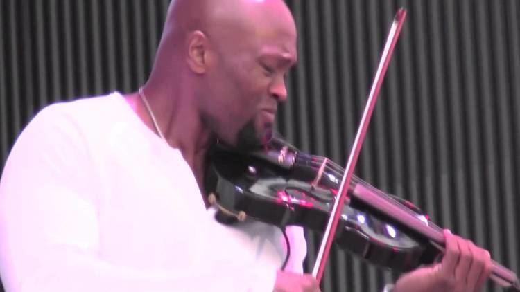 Ken Ford (violinist) Ken Ford tears it up at Seabreeze Jazz Festival 2013 YouTube