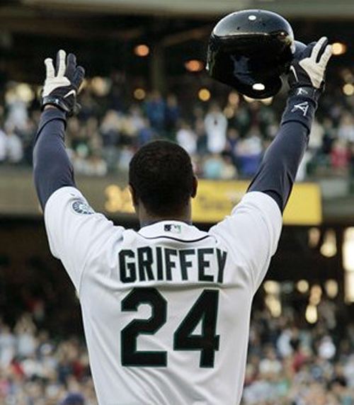 Ken Griffey Jr. RealClearSports Top 10 Iconic Players Returning to