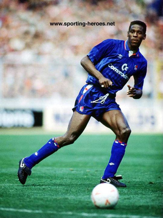 Ken Monkou Ken MONKOU Biography of his football career at Chelsea