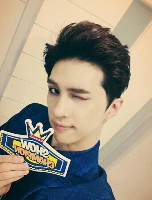 Ken (singer) LEE JAE HWAN shared by Mafer Martnez on We Heart It