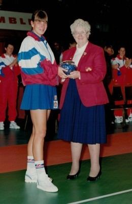 Kendra Slawinski 1993 Kendra Slawinski awarded 100th Cap at Wembley Captains Our