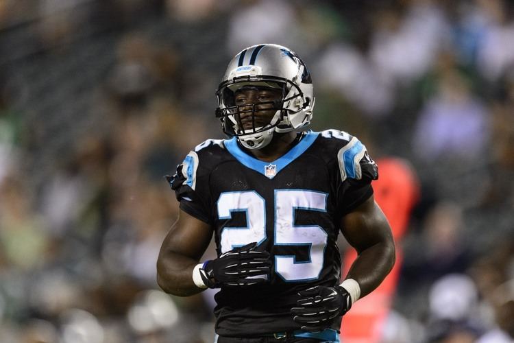 Kenjon Barner Eagles Acquire Kenjon Barner From Panthers