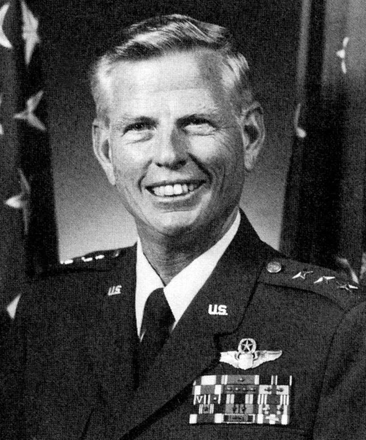 Kenneth L. Peek, Jr.