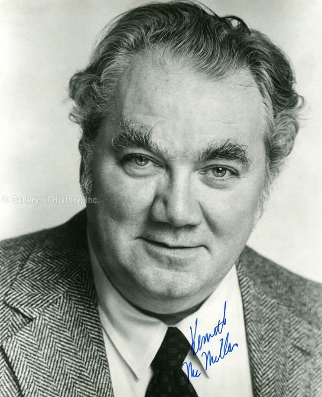 Kenneth McMillan (actor) Kenneth Mcmillan Photograph Signed Autographs Manuscripts