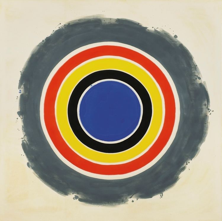 Kenneth Noland the art section 32