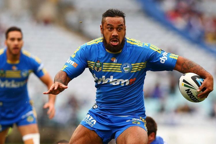 Kenny Edwards (rugby league) Kenny Edwards makes a charge for the Eels ABC News
