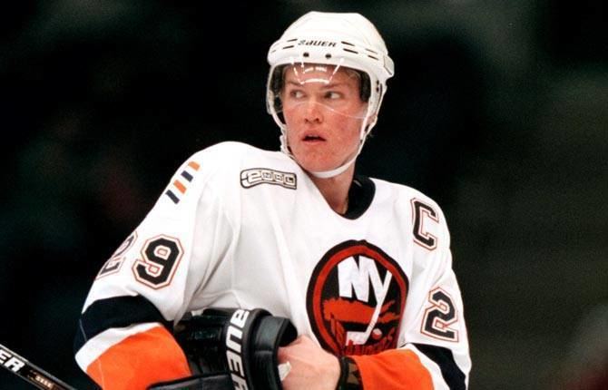 Kenny Jonsson Kenny Jnsson hyllas i New York Islanders NHL