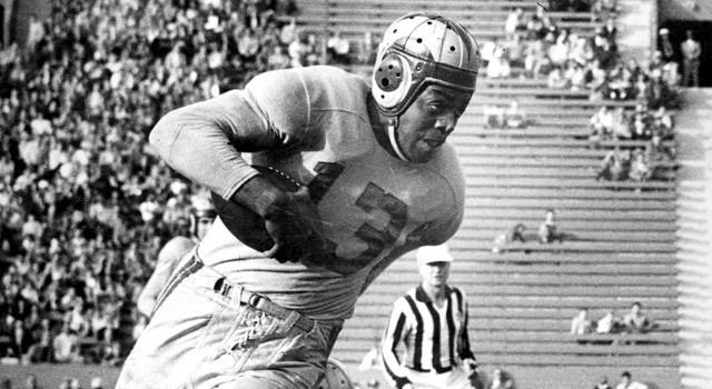 Kenny Washington (American football) Forgotten hero Washington broke NFL39s color barrier in