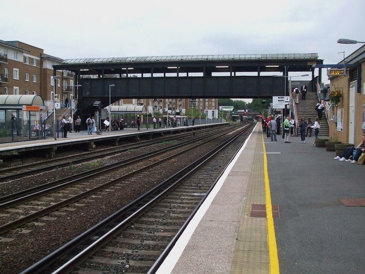 Kensington (Olympia) station