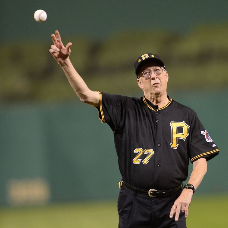 Baseball For The Love Of The Game - Kent Tekulve Pitcher Born: March 5,  1947 (age 68) Cincinnati, Ohio Batted: Right Threw: Right MLB debut May 20,  1974 for the Pittsburgh Pirates