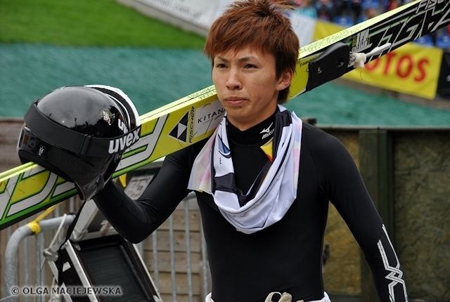 Kento Sakuyama Japanischer Zweifachsieg in Hakuba Skispringen News