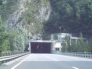 Kerenzerberg Road Tunnel httpsuploadwikimediaorgwikipediacommonsthu