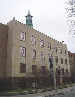 Kerr Hall httpsuploadwikimediaorgwikipediacommonsthu