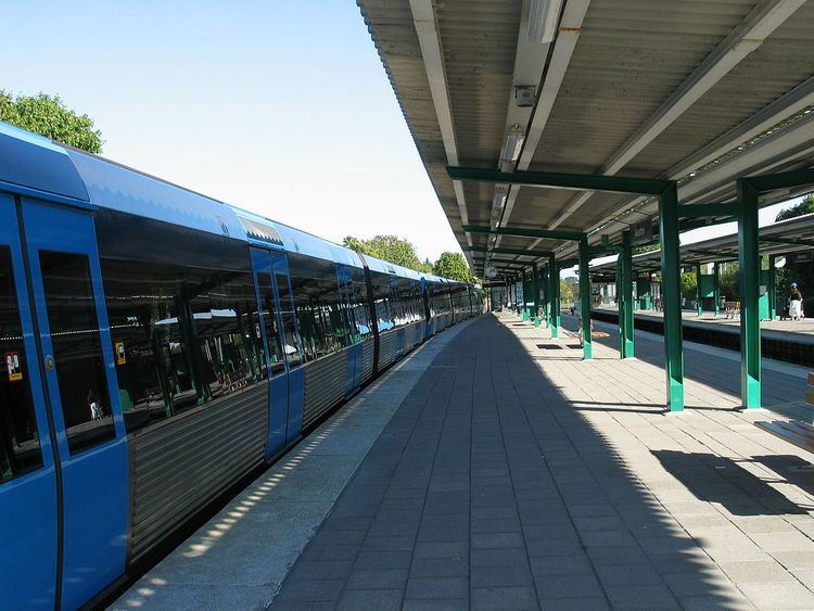 Åkeshov metro station