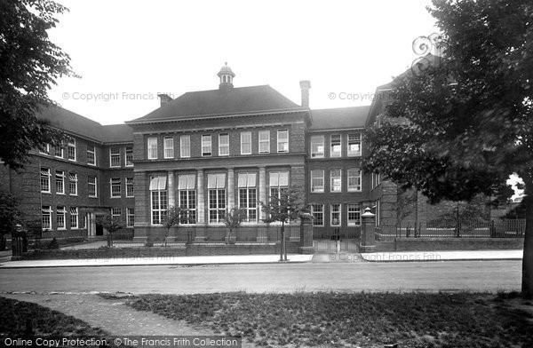 Kettering Grammar School Kettering Grammar School And High School 1922 Francis Frith