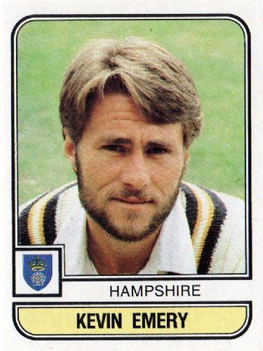 Kevin Emery HAMPSHIRE Kevin Emery 72 PANINI World of Cricket 83 1983 Cricket