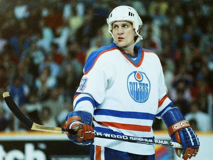 Kevin McClelland Edmonton Oilers history Jimmy Carson Kevin McClelland draft pick