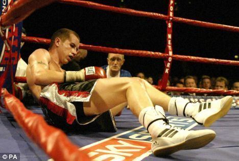 Kevin McIntyre (boxer) McIntyre fears unfit boxers will fight after injury sees