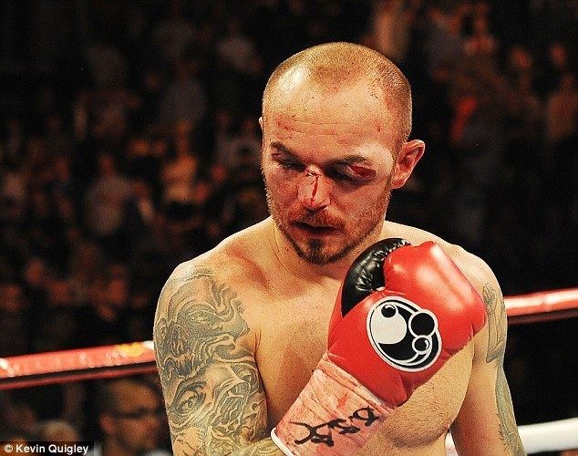 Kevin Mitchell (boxer) idailymailcoukipix2015053022293629F90000