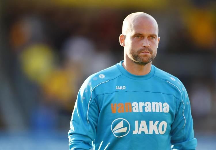 Kevin Nicholson (footballer) Torquay United sack playermanager Kevin Nicholson after just FOUR