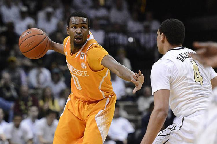 Kevin Punter Punter aims to 39step it up39 for UT basketball Times Free Press