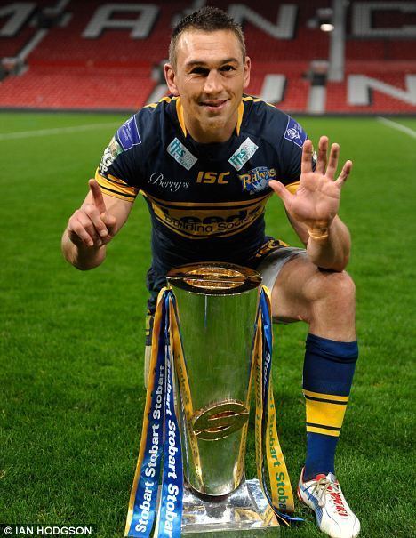 Kevin Sinfield Leeds captain Kevin Sinfield collects Golden Boot Daily