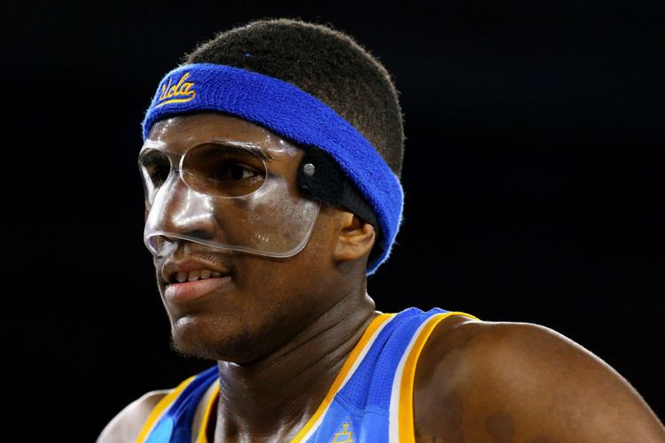 Kevon Looney UCLA39s Kevon Looney to leave early to enter NBA draft LA