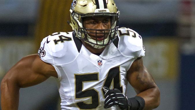 Khairi Fortt Jaguars sign LB Fortt