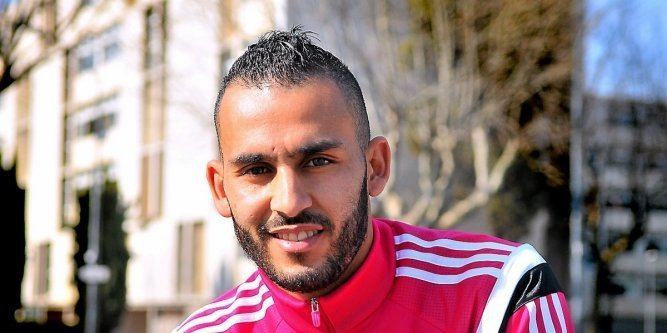 Khalid Boutaïb Bagnols Boutab l39enfant des Escanaux joue contre le PSG d
