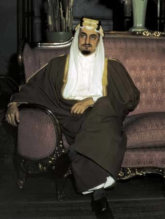 Khalid of Saudi Arabia Khalid king of Saudi Arabia Britannicacom