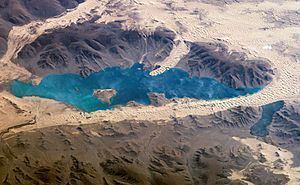 Khar Lake (Zavkhan) httpsuploadwikimediaorgwikipediacommonsthu