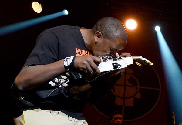 Khari Wynn Khari Wynn Photos Photos Public Enemy in Concert at The Hard Rock