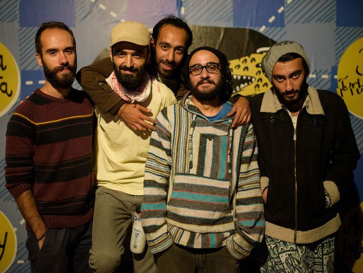 Khebez Dawle Refugee crisis Syrian rock band captured by border guards play