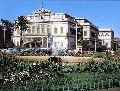 Khedivial Opera House httpsfiles1structuraedefiles350highwikiped
