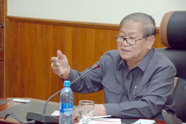 Khieu Kanharith HE Khieu Kanharith Holds a Meeting with Ministry39s
