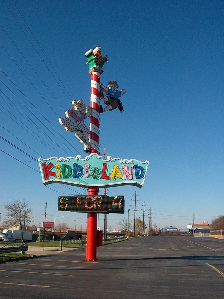 Kiddieland Amusement Park The Kiddieland Amusement Park sign Kiddieland Amusement P Flickr