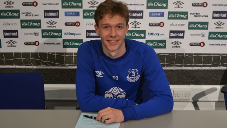 Kieran Dowell Everton snap up youngster NSNO