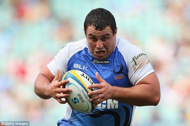 Kieran Longbottom Saracens sign prop Kieran Longbottom from Super Rugby side