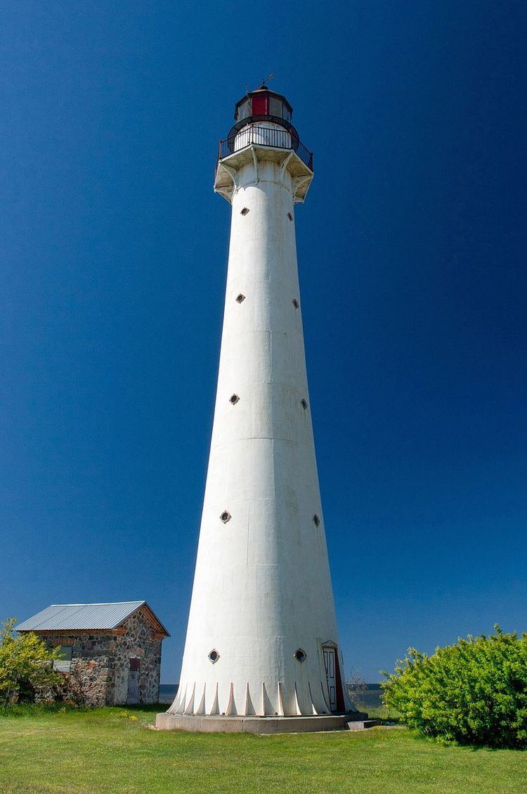 Kihnu Lighthouse