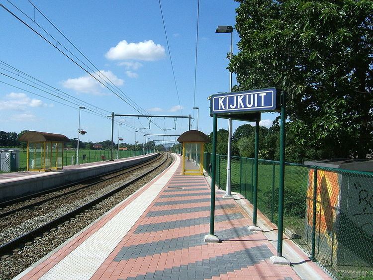 Kijkuit railway station
