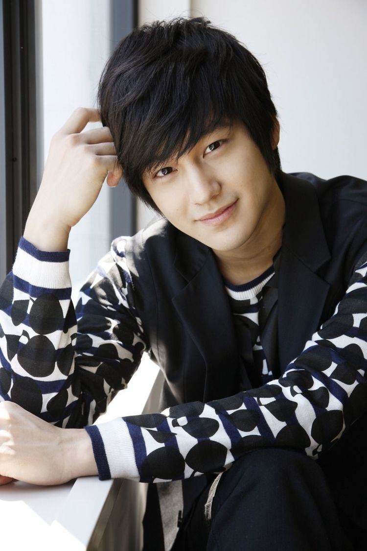 Kim Bum Fans pick the top 10 Korean actors and its not who the industry