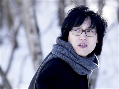 Kim Dong-ryool Legendary Singer Kim Dong Ryul to Make a Comeback Soompi