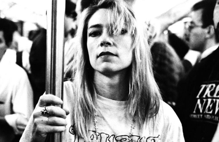 Kim Gordon What Kim Gordon39s Girl In A Band Reveals About The End Of