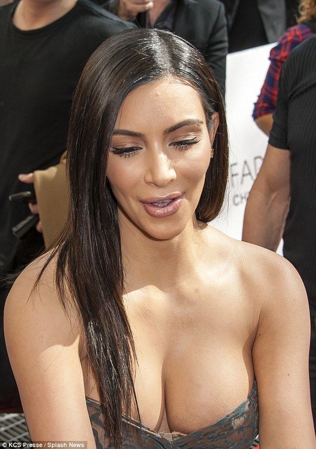 Kim Kardashian Kim Kardashian heads home with North and Kanye West after